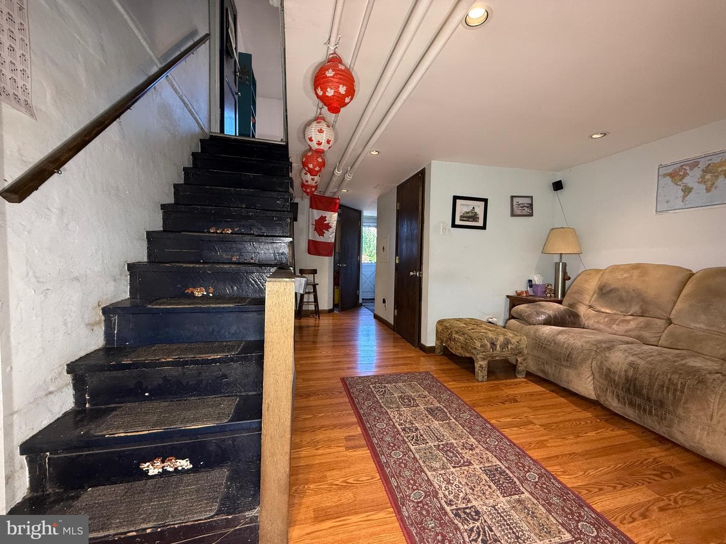 1338 W 37th Street photo 20