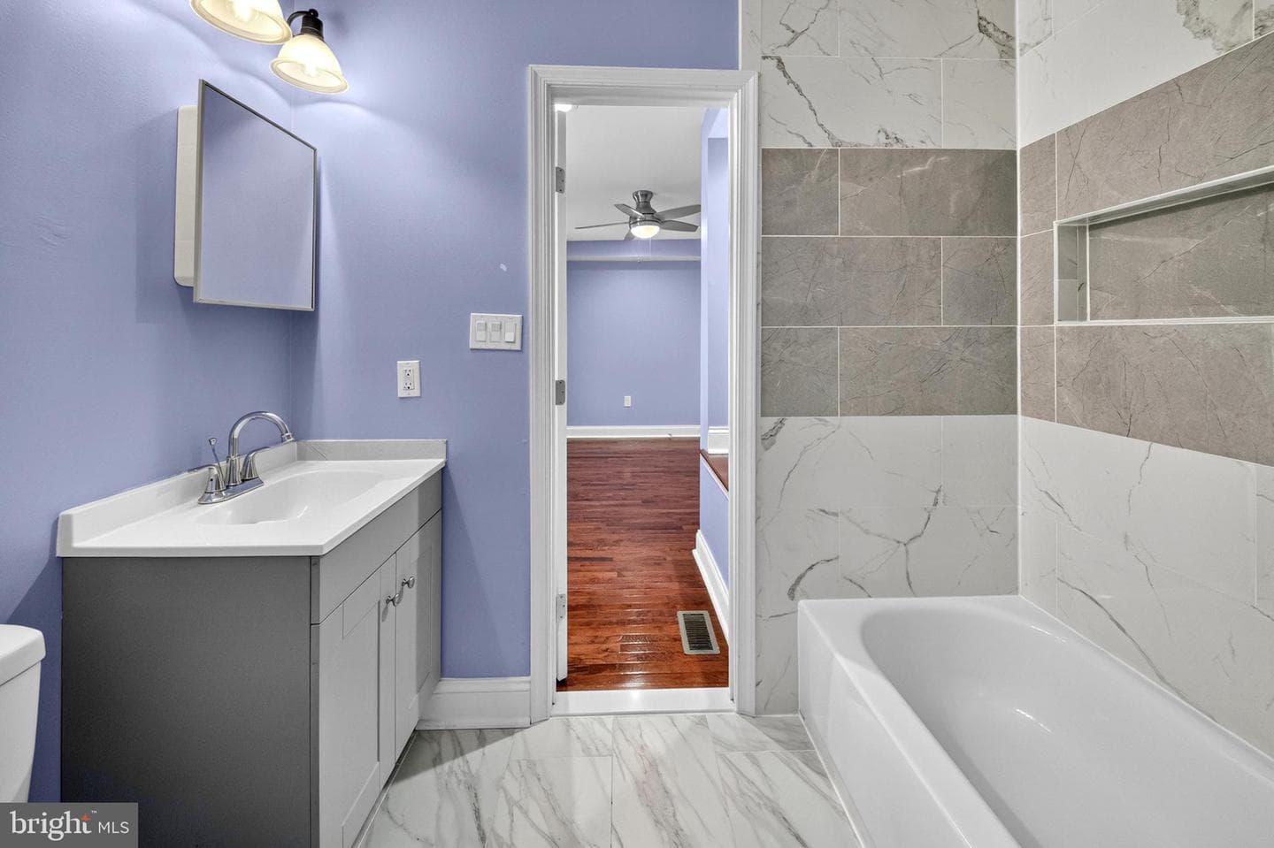 2538 W Mosher Street photo 7
