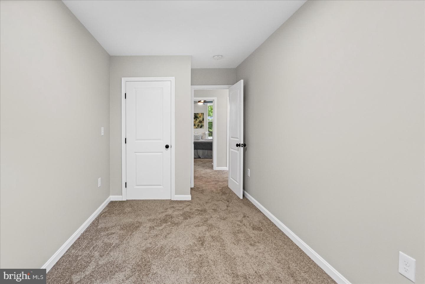 3210 Ellerslie Avenue photo 21