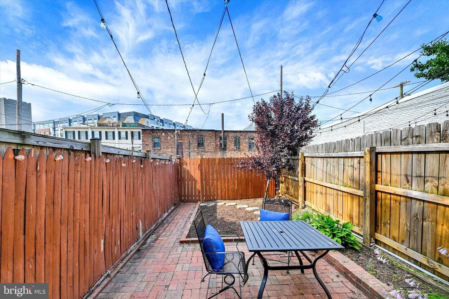 128 W Ostend Street photo 28