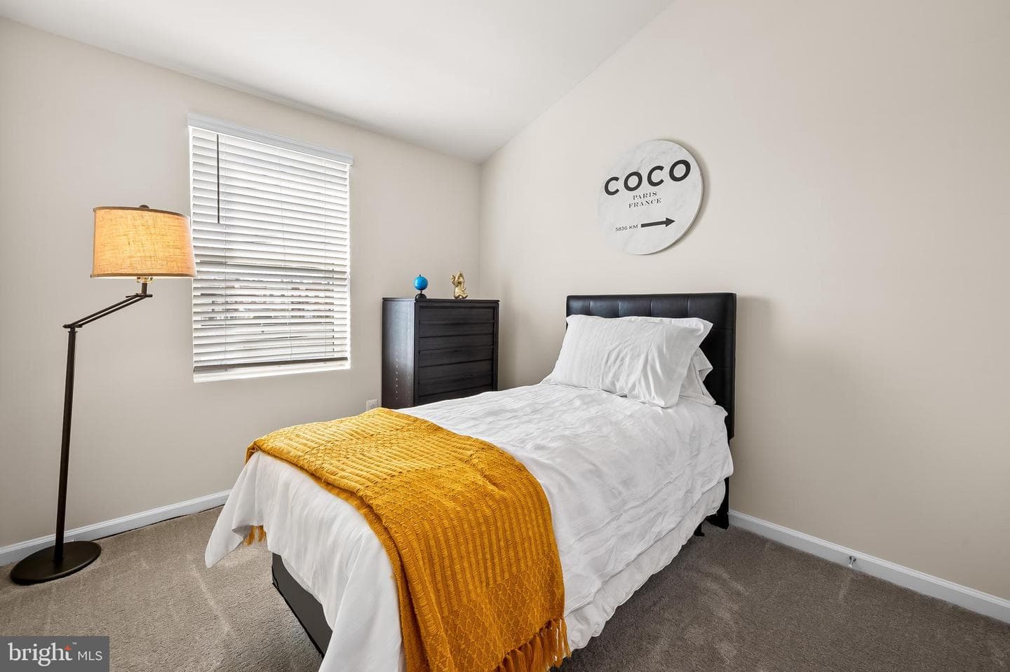 637 Mozart Way photo 25