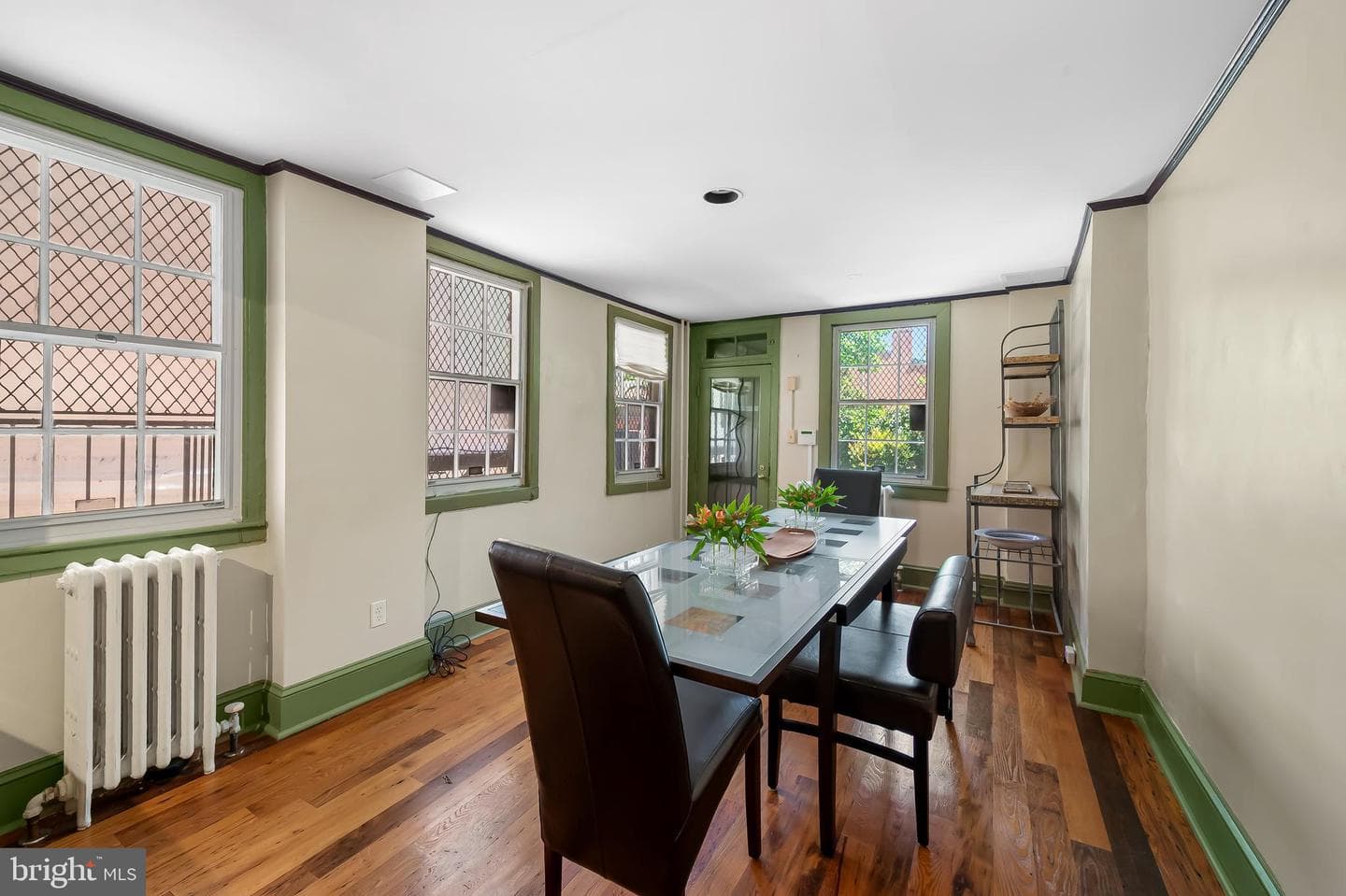 1211 Bolton Street photo 32