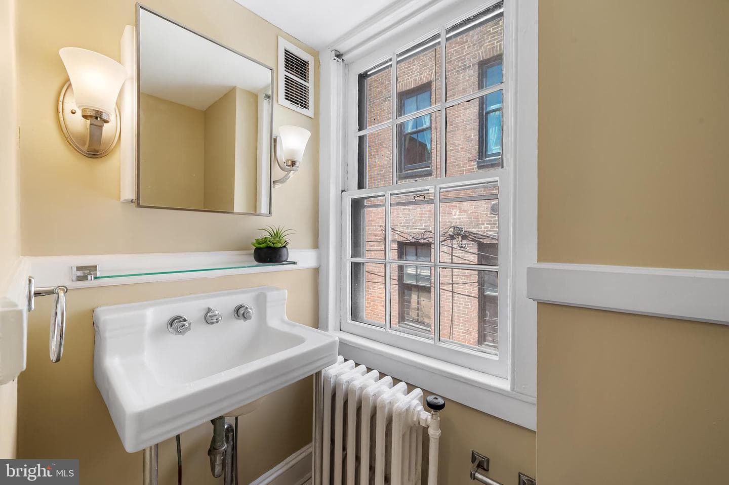 1211 Bolton Street photo 53