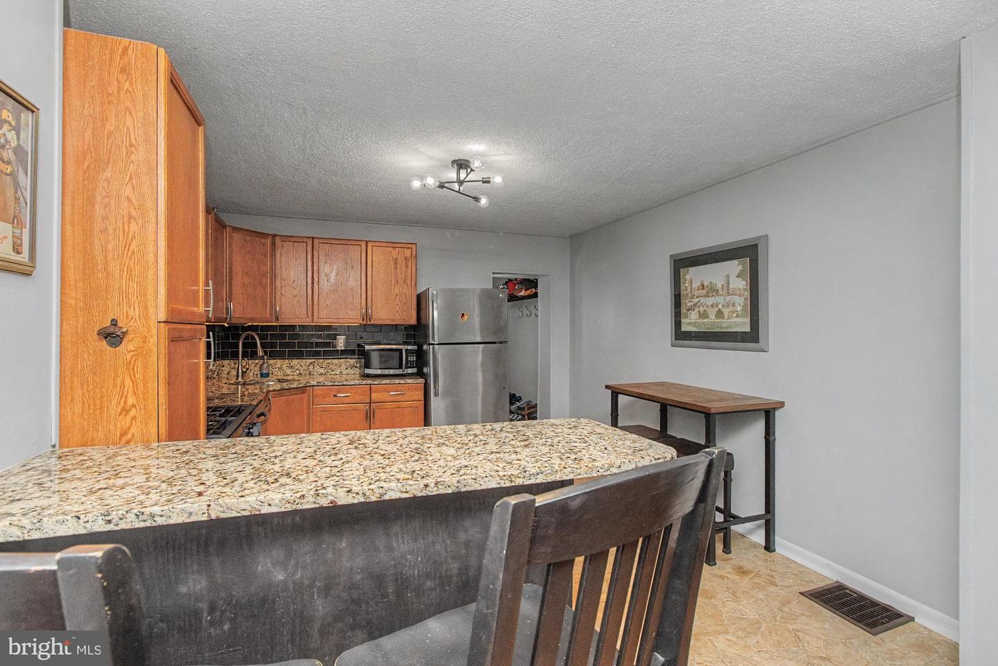 1303 Clarkson Street photo 11