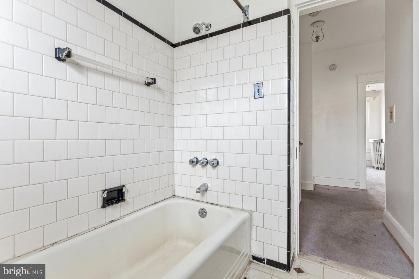 1615 E 31st Street photo 18