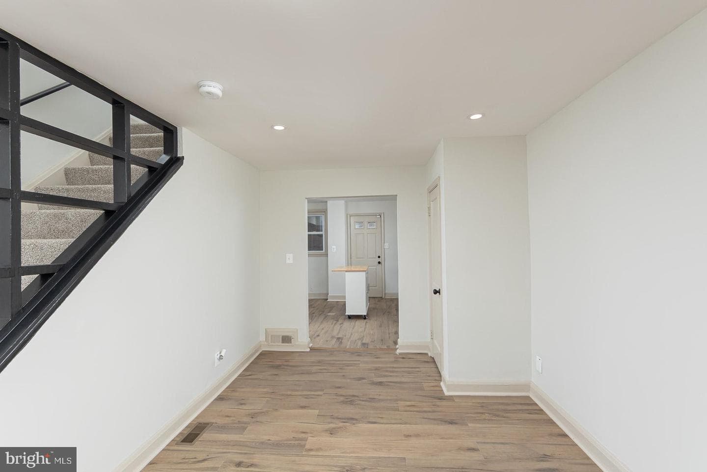317 N Edgewood Street photo 13
