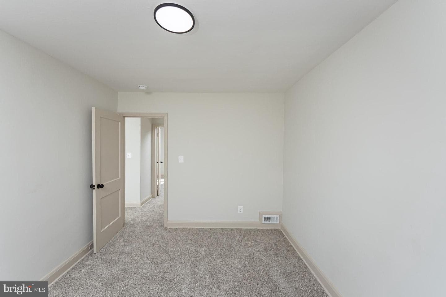 317 N Edgewood Street photo 17