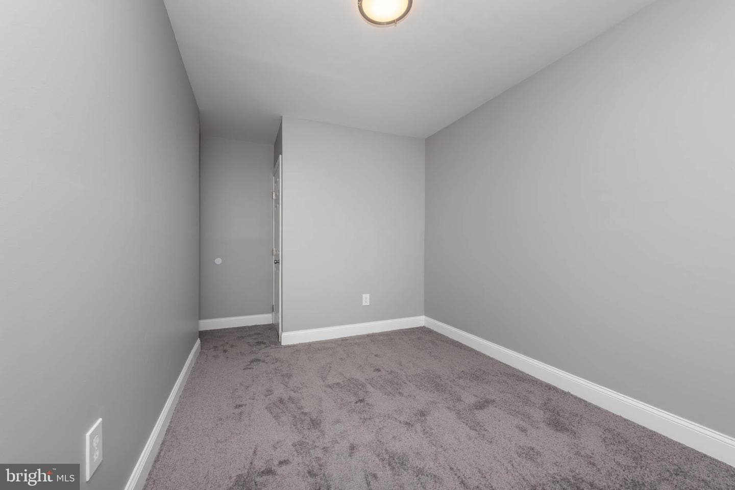 4921 Edgemere Avenue photo 14
