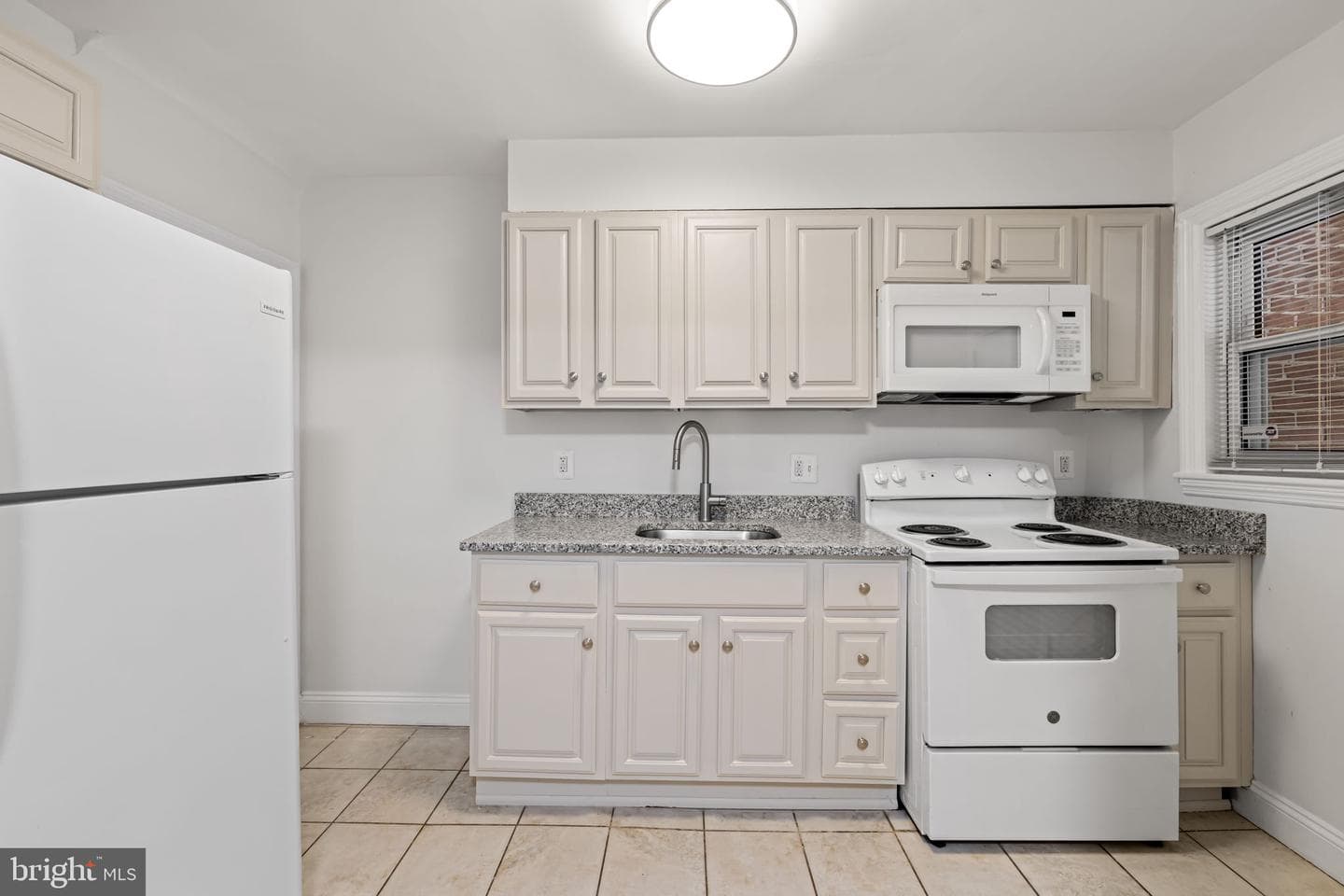 3396 Dulany Street photo 9