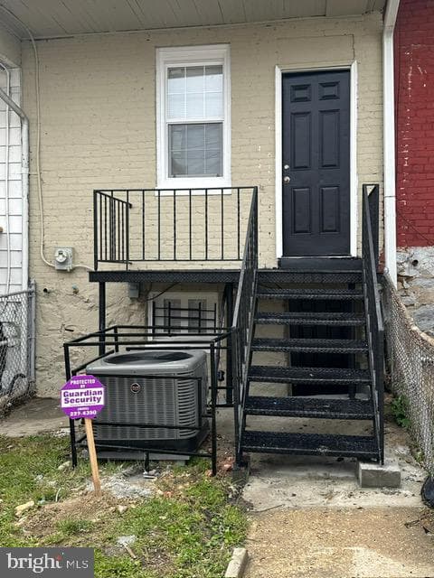 409 Poplar Grove Street photo 17