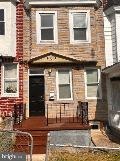 409 Poplar Grove Street photo 5