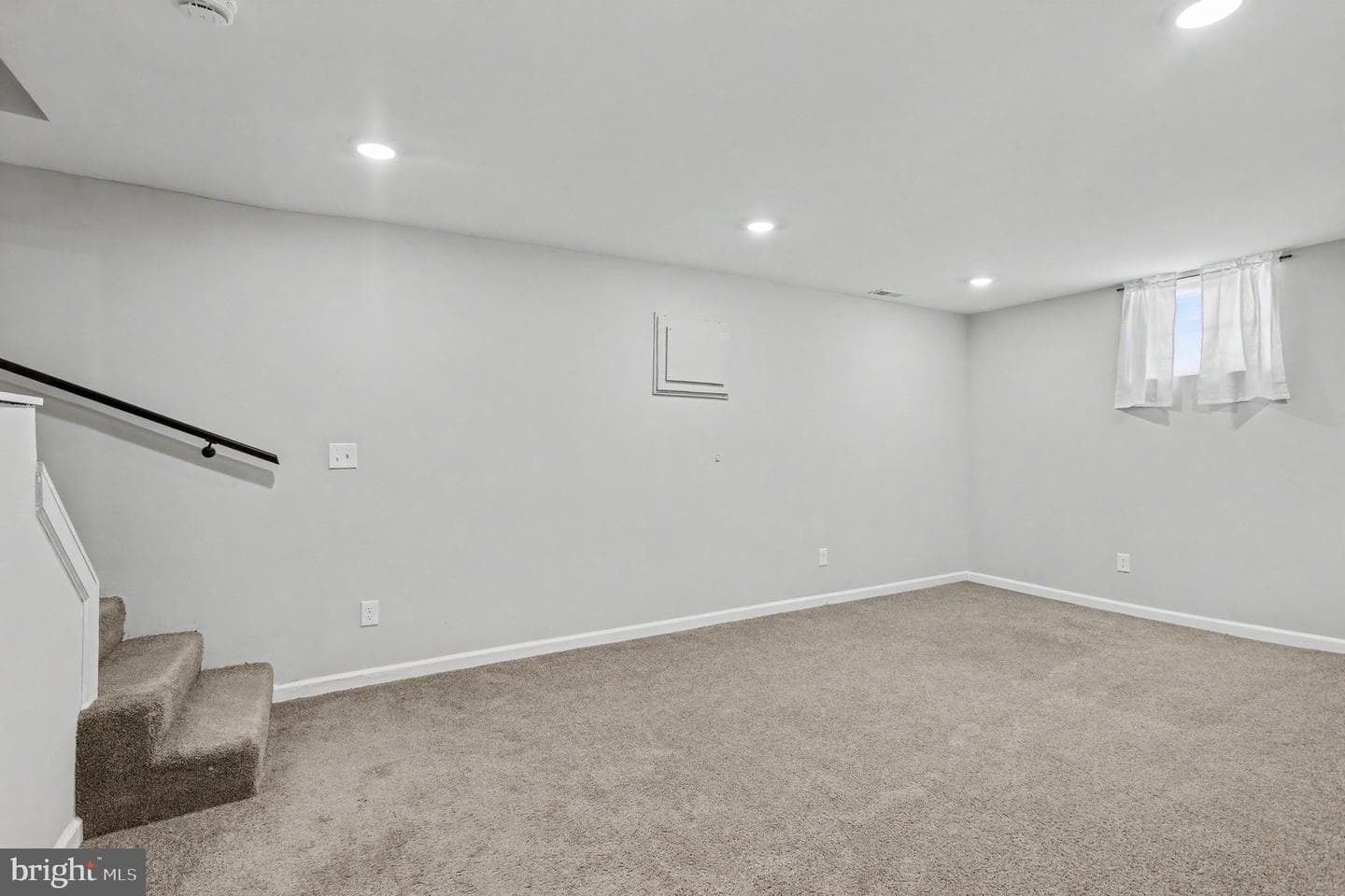 3818 Fernhill Avenue photo 23