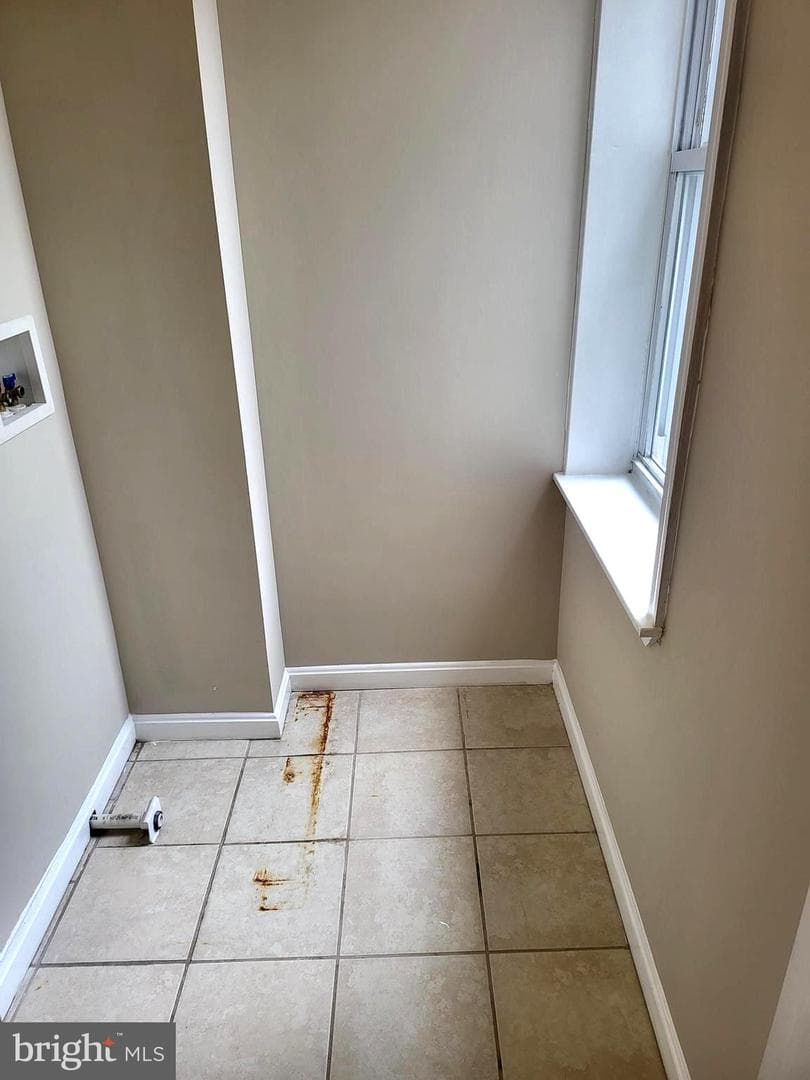 1403 N Bond Street photo 15