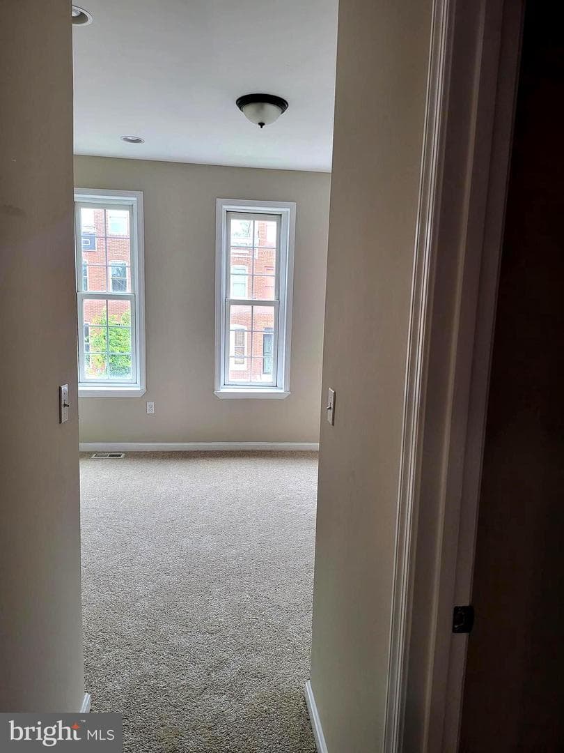 1403 N Bond Street photo 25