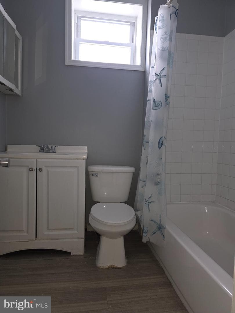 5035 Denmore Avenue photo 14