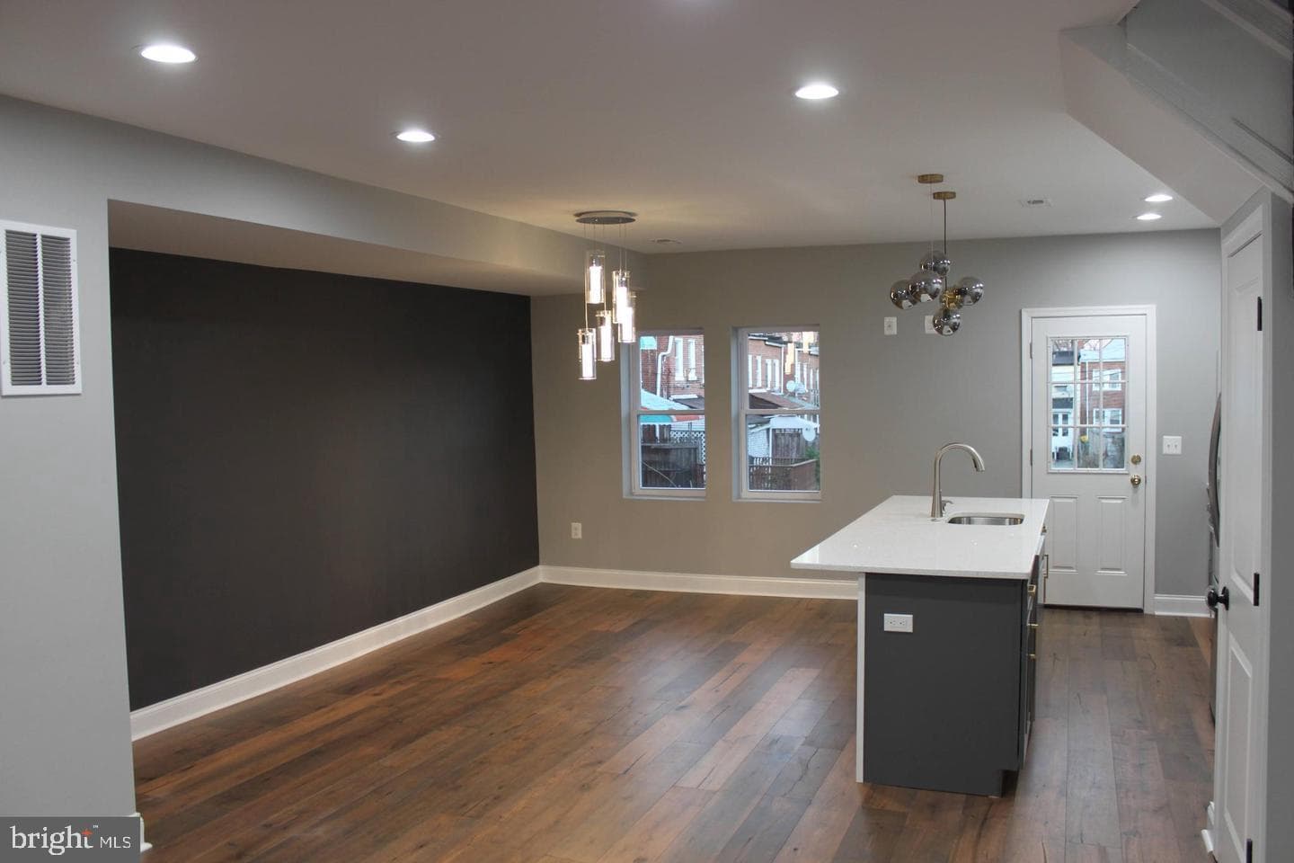 727 Mount Holly Street photo 8