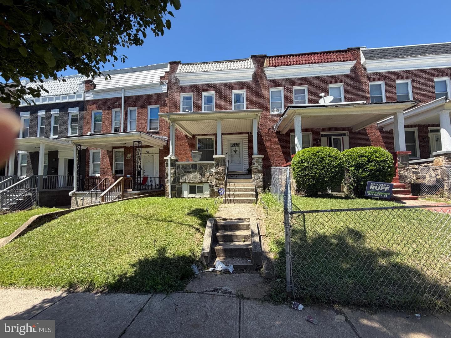 3716 W Garrison Ave photo 1
