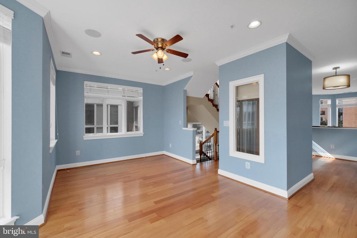 915 Valencia Court #117 photo 12