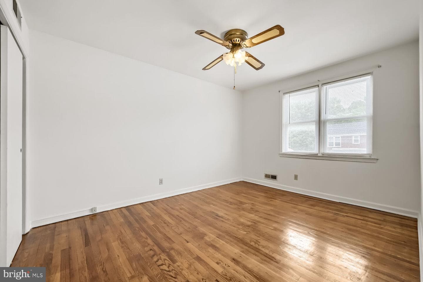 802 Umbra Street photo 11