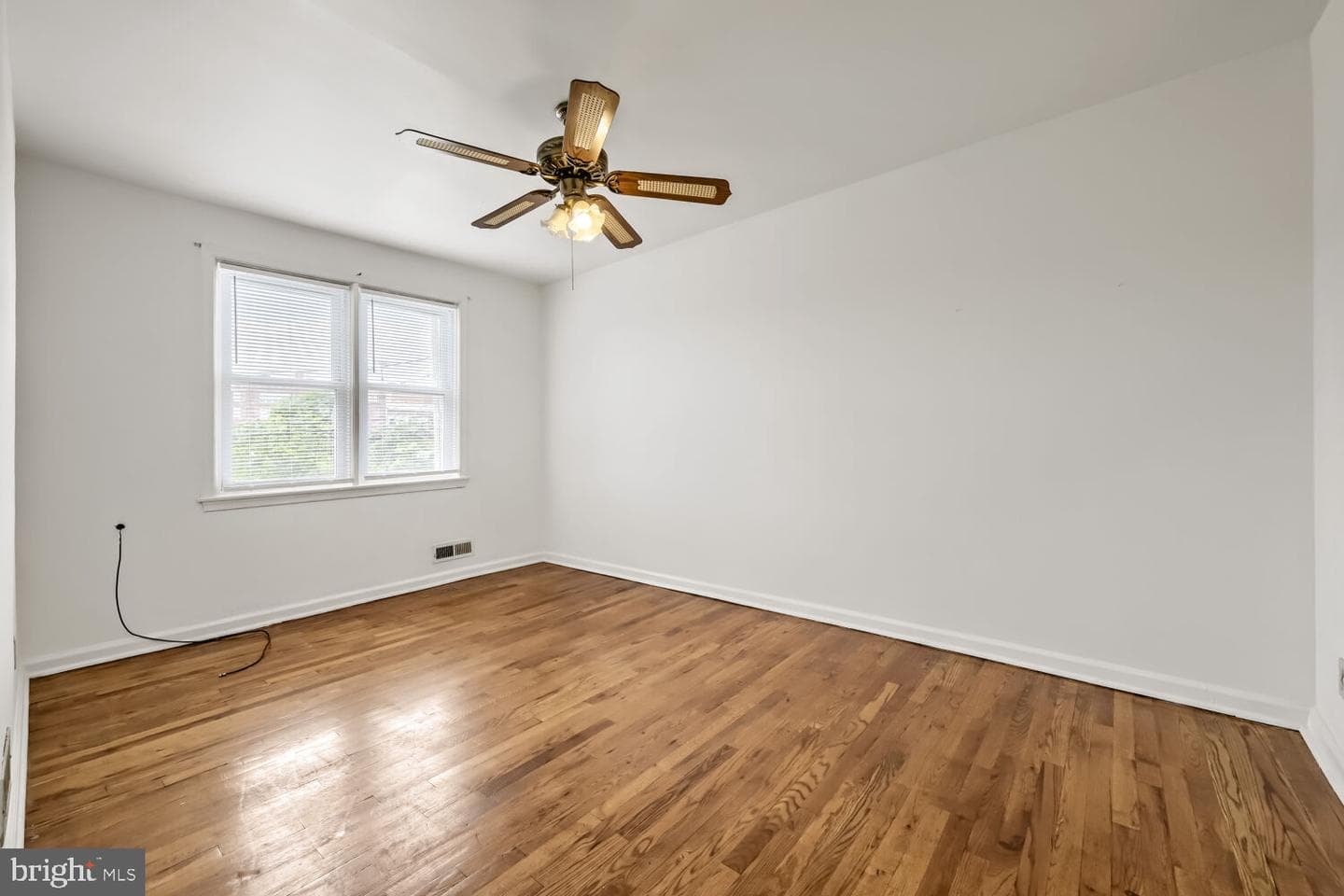 802 Umbra Street photo 12