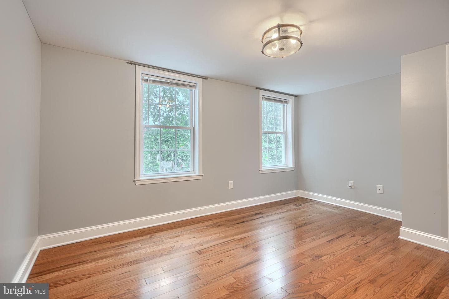3540 Roland Avenue photo 27