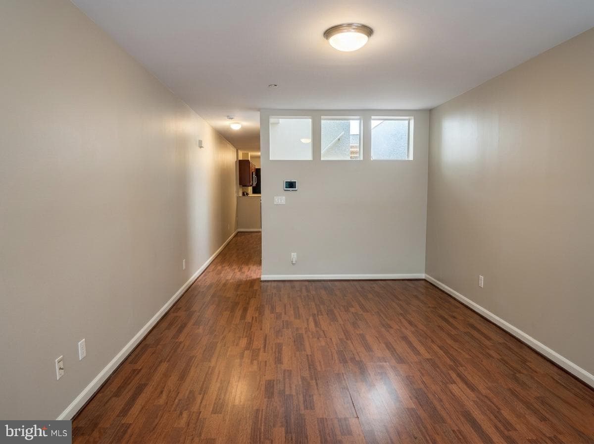 2410 E Fayette Street photo 4
