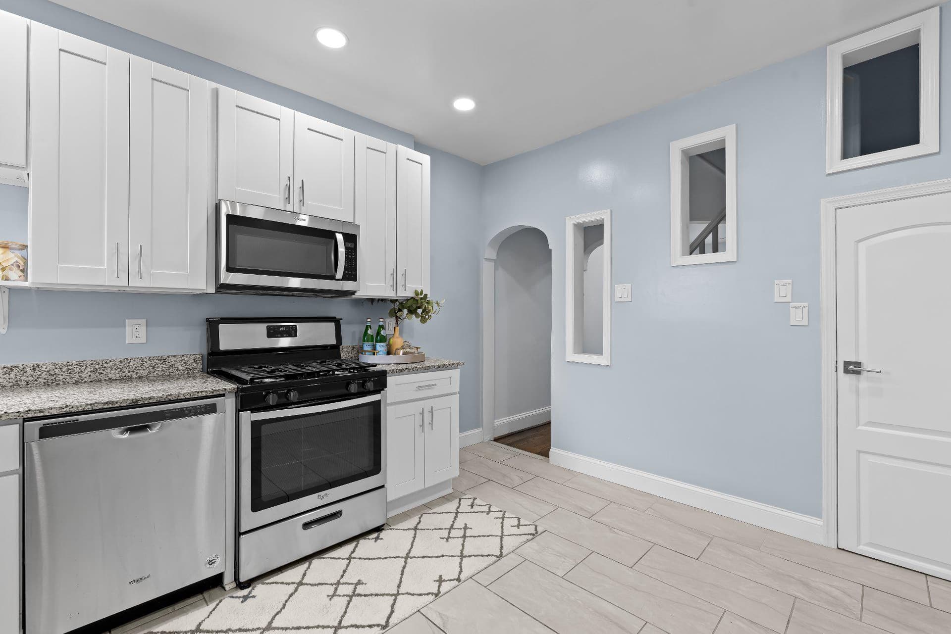 411 W 23rd Street photo 14