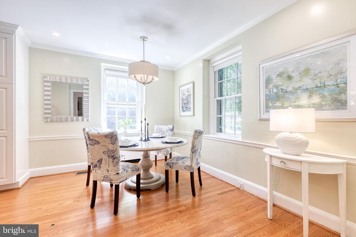 114 Castlewood Road photo 22