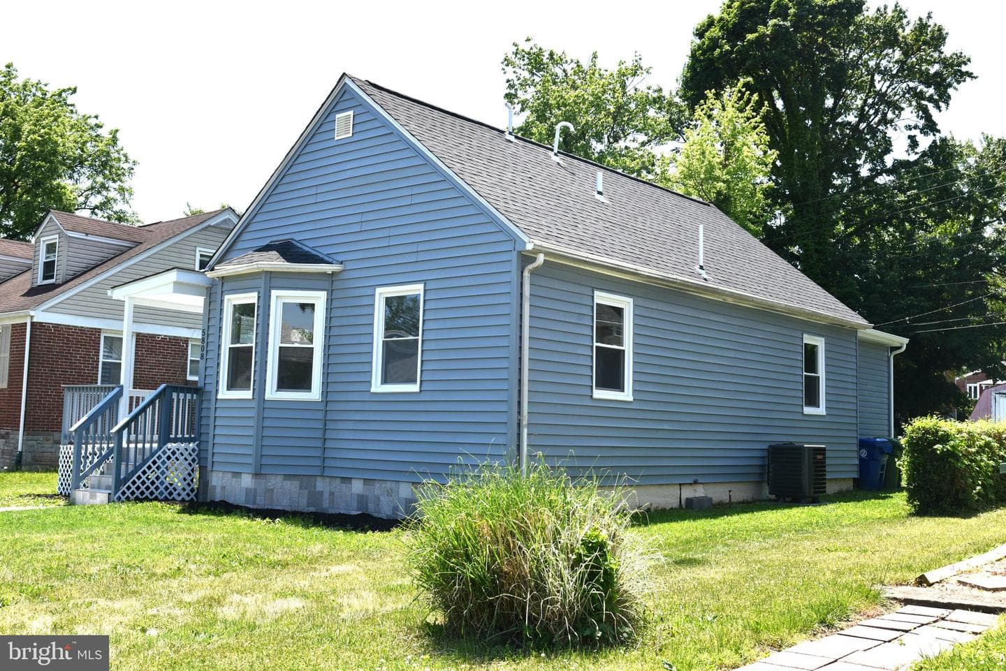 5808 Highgate Drive photo 4