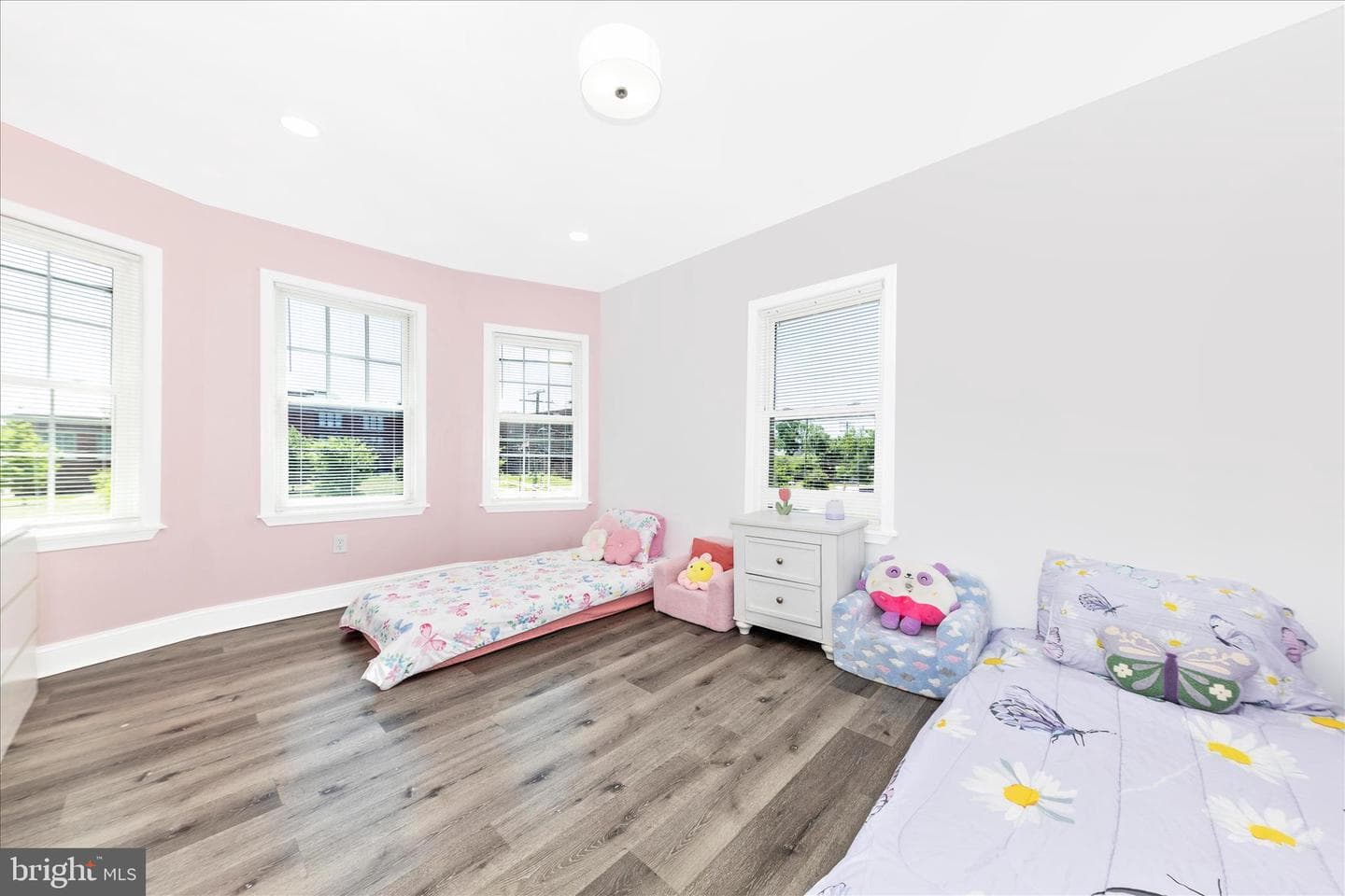 3606 W Rogers Avenue photo 26