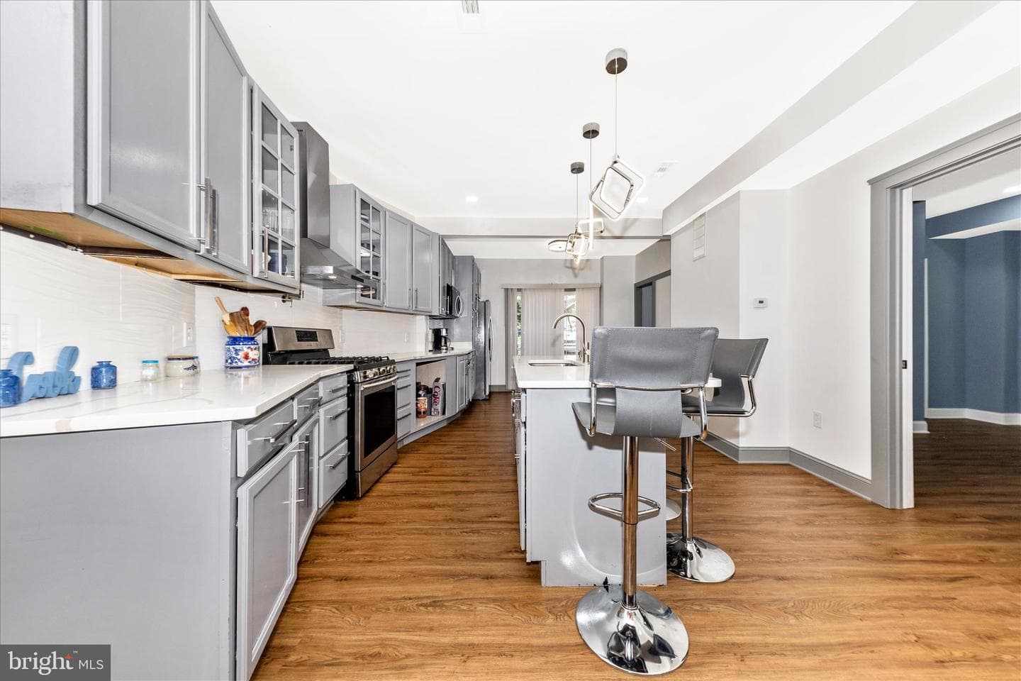 3606 W Rogers Avenue photo 9