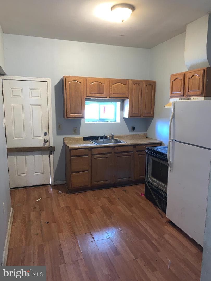 2511 W Baltimore Street photo 7
