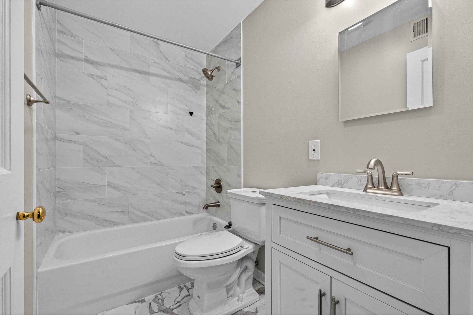 1227 Park Avenue #8 photo 15