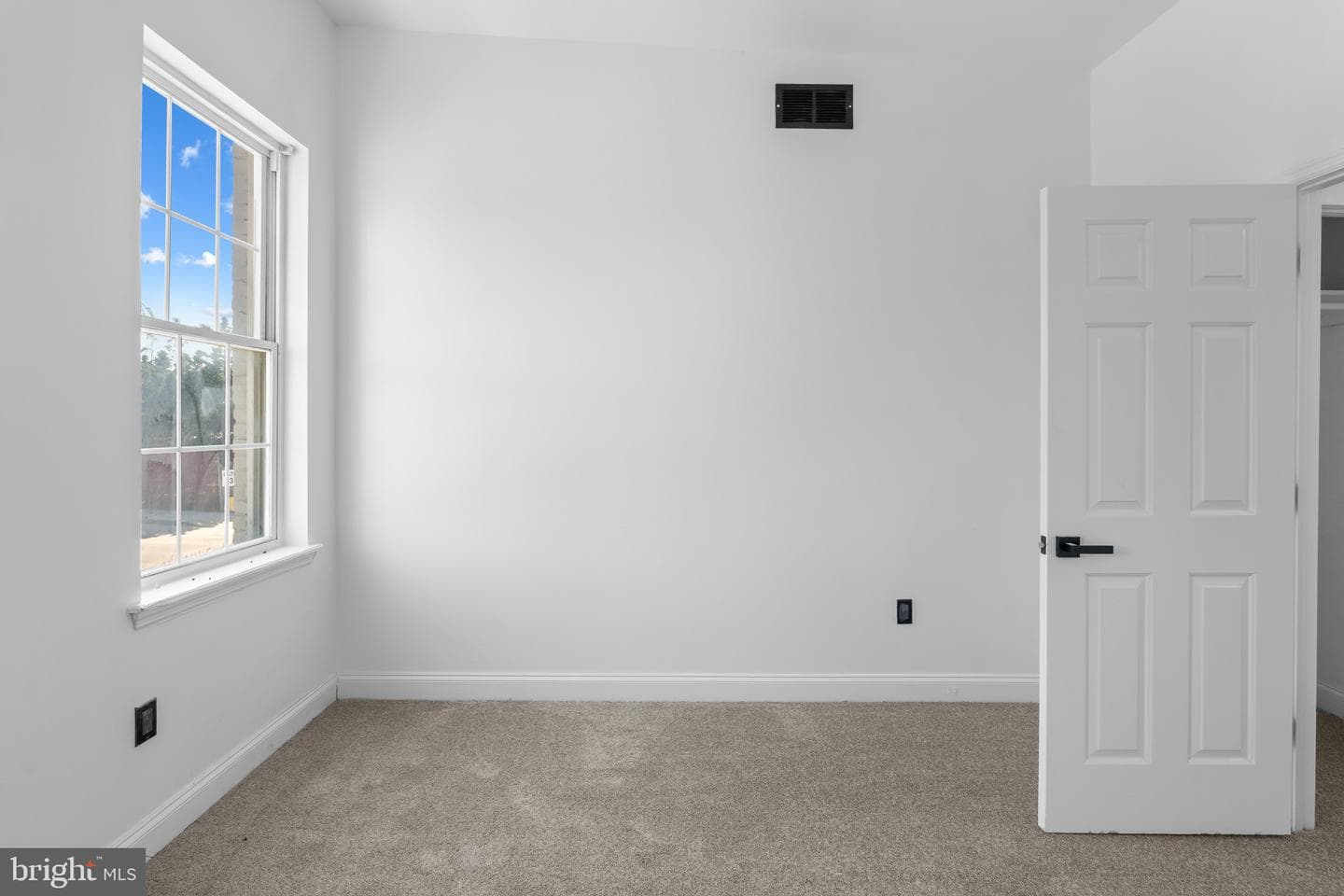 1838 Laurens St photo 18