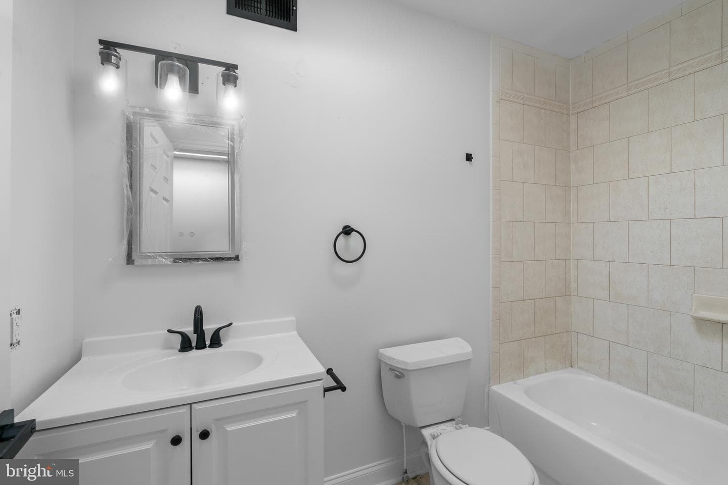 1838 Laurens St photo 24