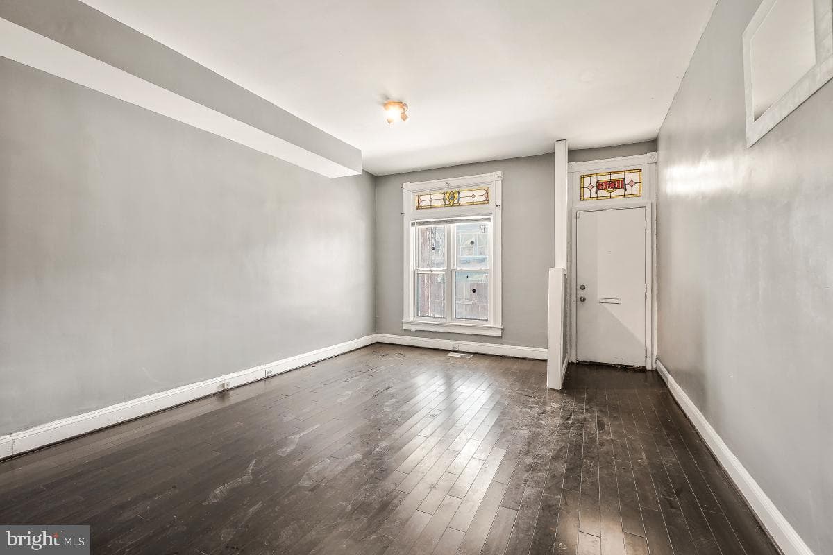 1636 N Bentalou Street photo 8