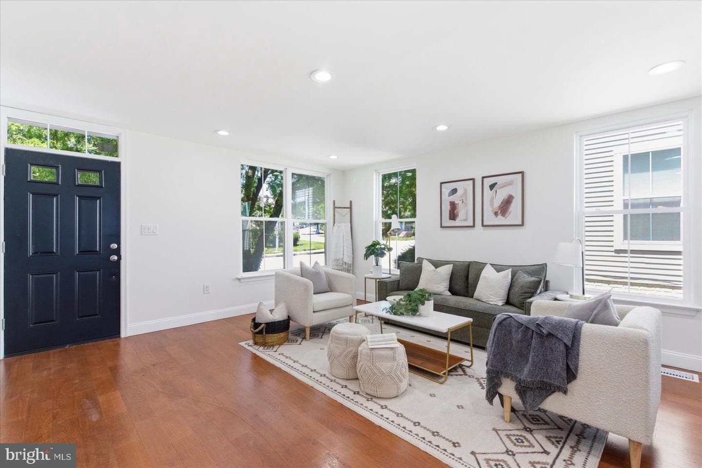 1013 Myrtle Avenue photo 3