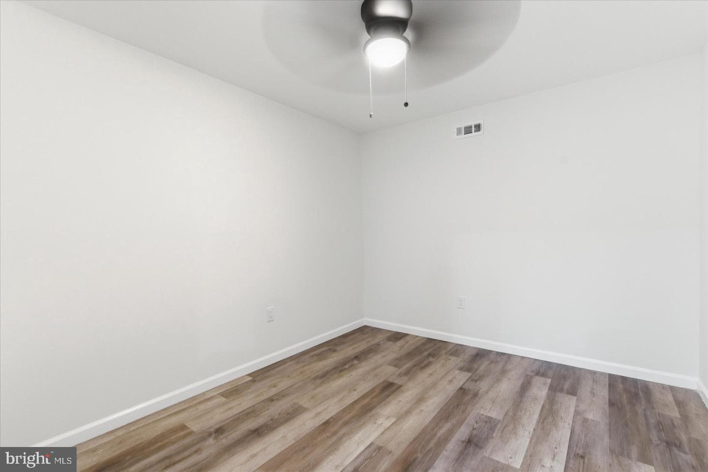 1013 Myrtle Avenue photo 32