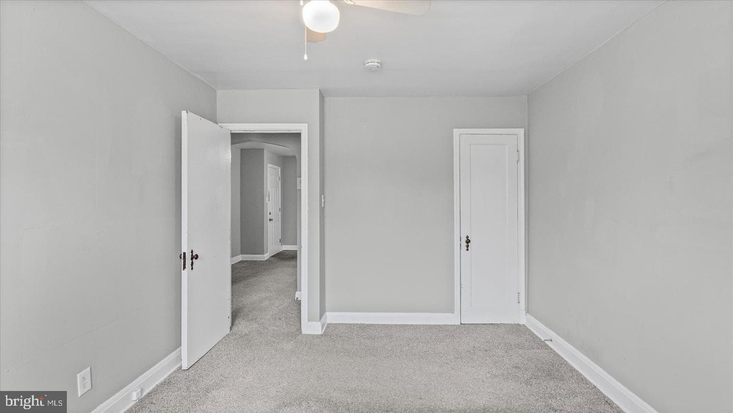 2905 E Federal Street photo 12