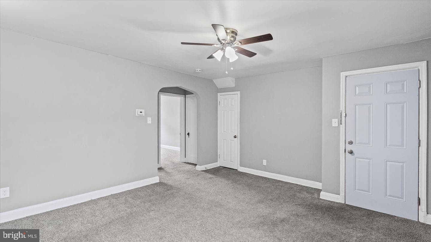 2905 E Federal Street photo 9