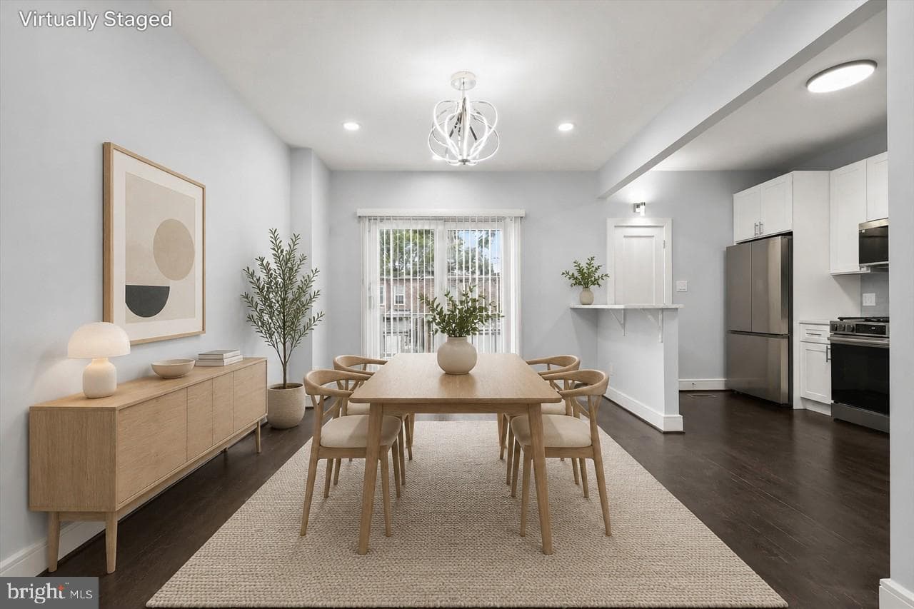 1728 E 32nd Street photo 5