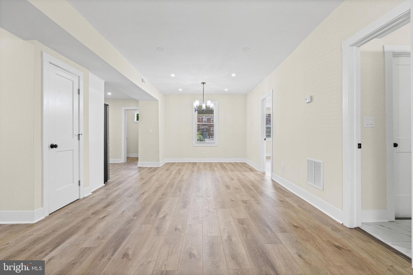 4303 W Forest Park Avenue photo 19