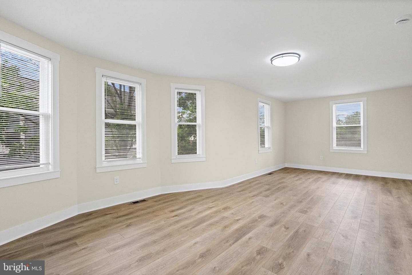 4303 W Forest Park Avenue photo 29
