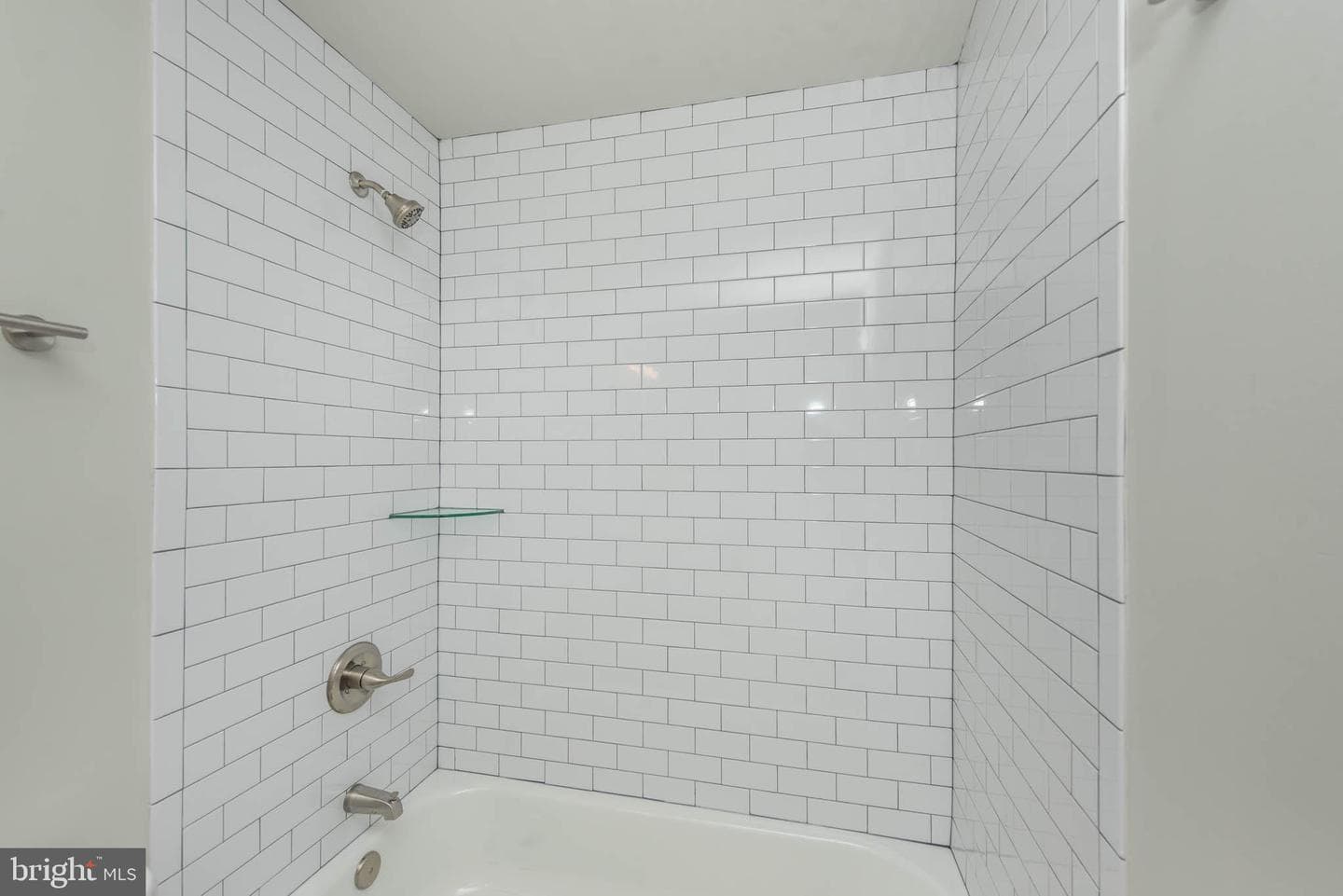400 N Patterson Park Ave photo 36