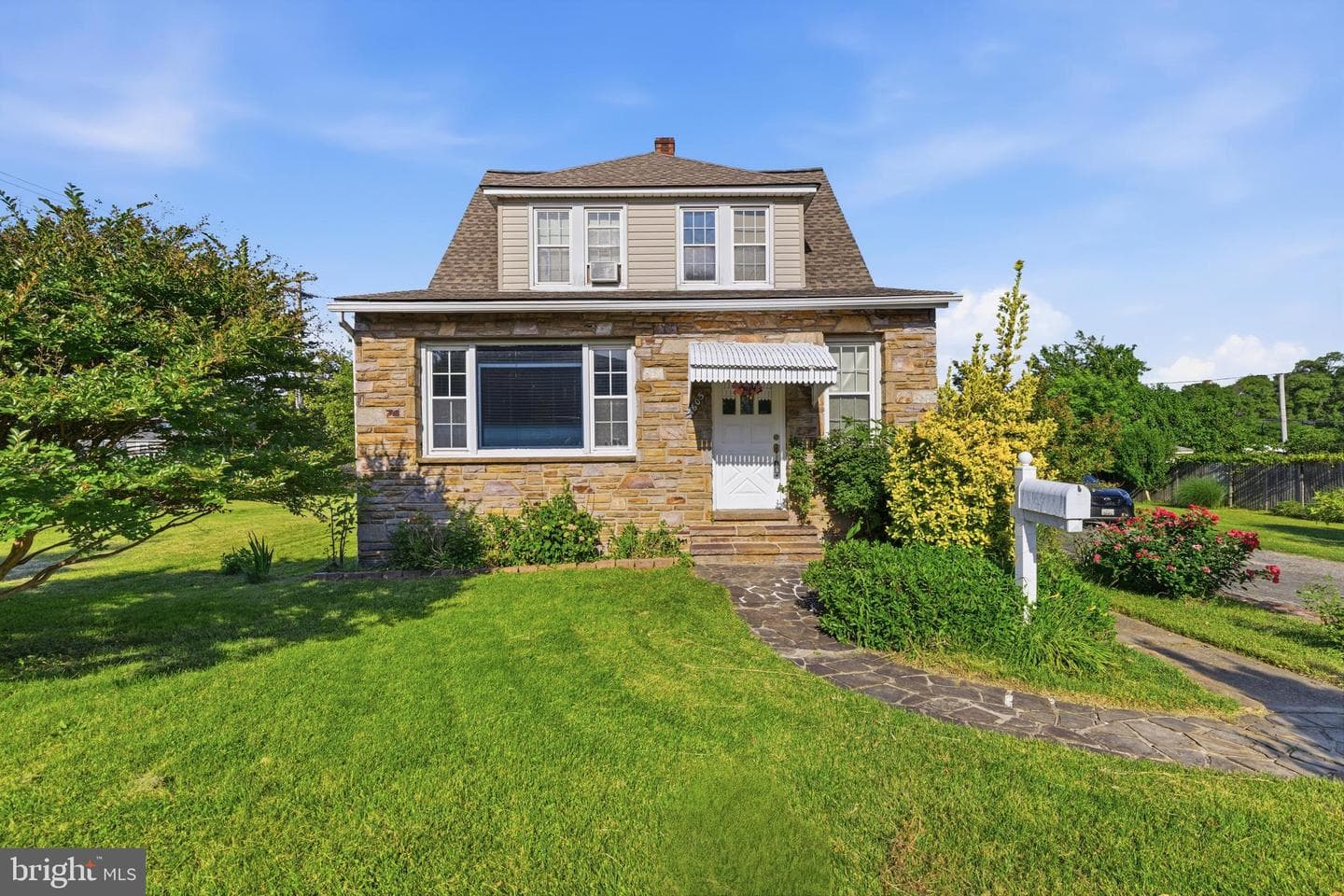 1603 Malvern Street photo 4