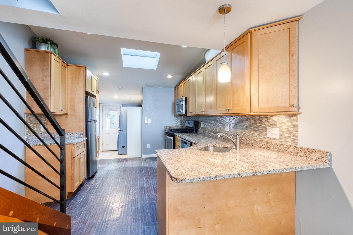 302 S Duncan Street photo 11