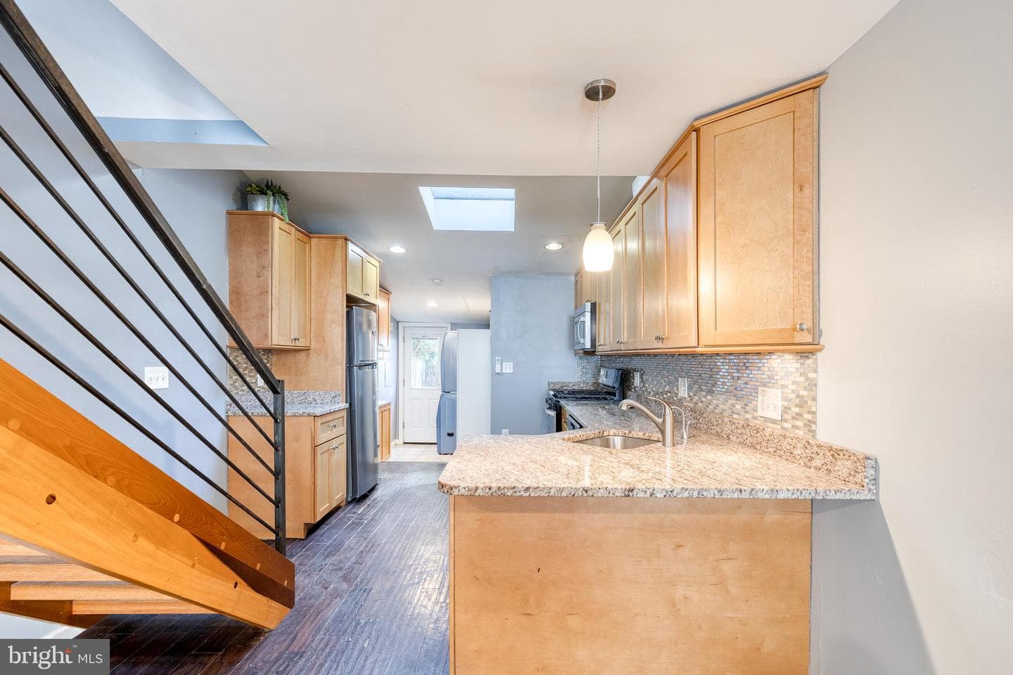 302 S Duncan Street photo 12
