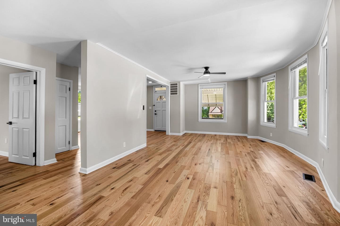 3210 Chesley Avenue photo 6