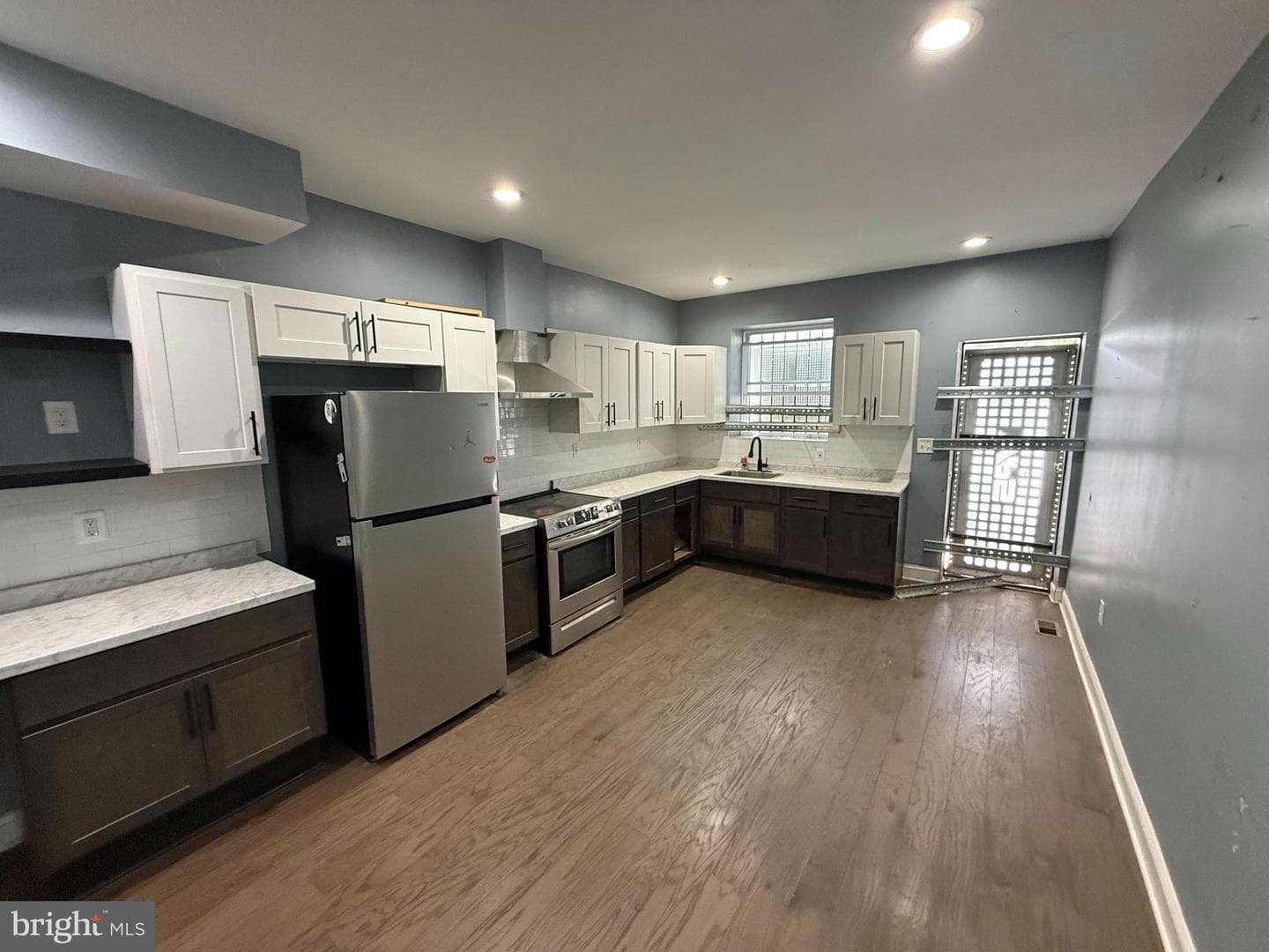 1621 Mchenry Street photo 4