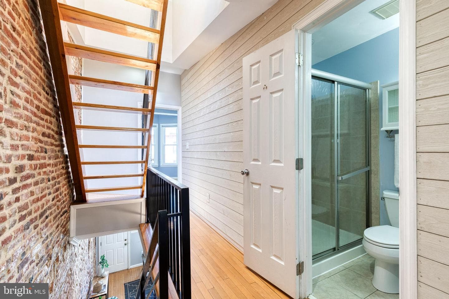 1309 Andre Street photo 30